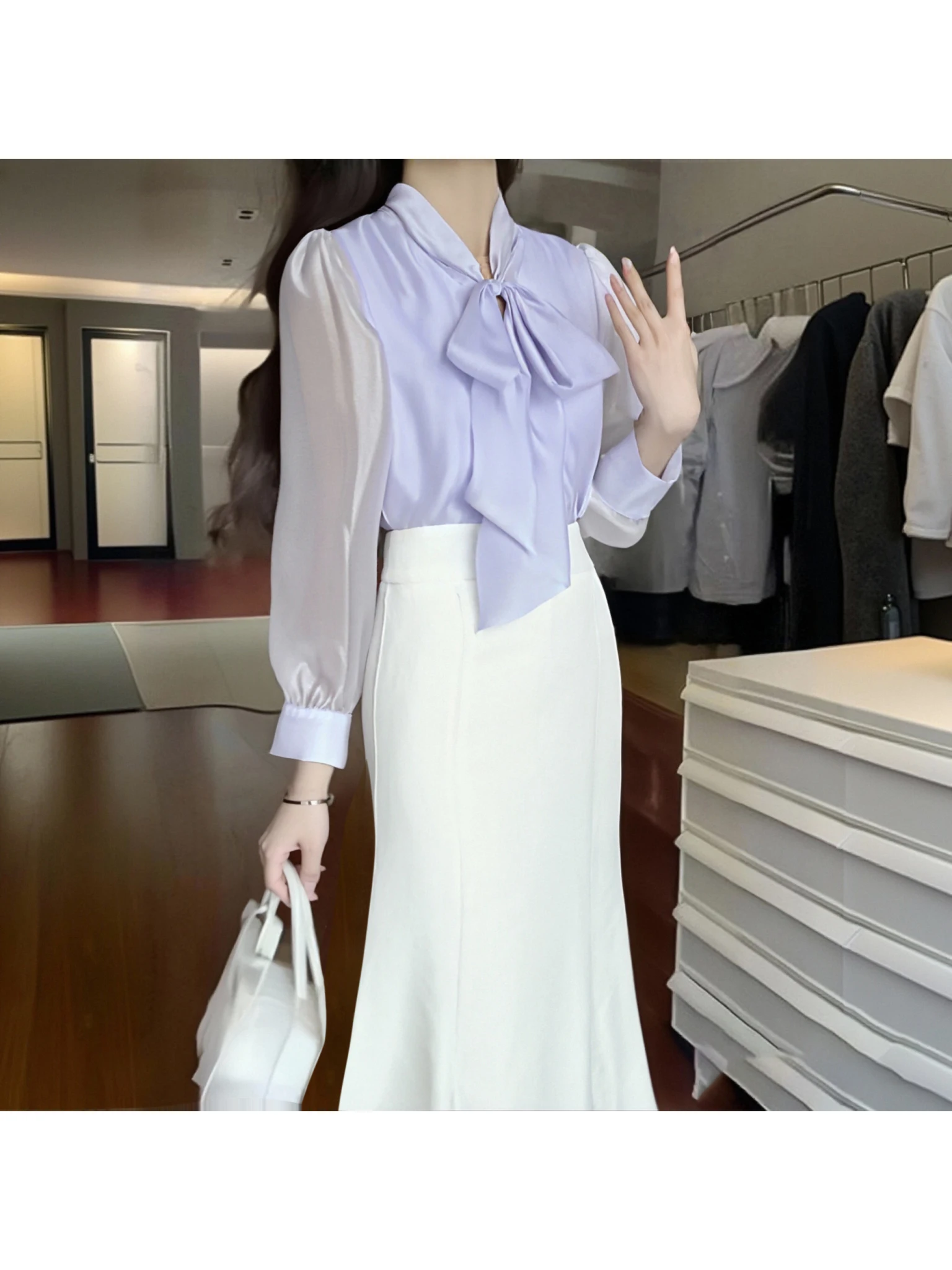 

Новый осенний комплект 2025 года: фиолетовая юбка-фонарик и топ с поясом, женский модный костюм из полиэфирного волокна