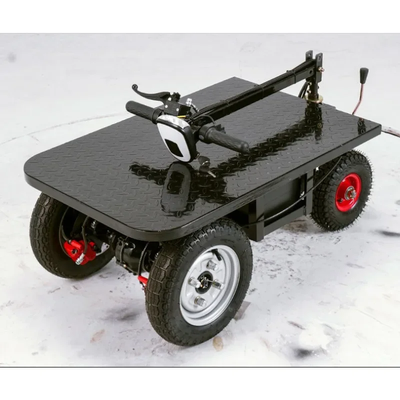 Three-wheeled electric flatbed truck pulls water, sediment and sand, climbs and pulls goods, pushes the battery car by hand