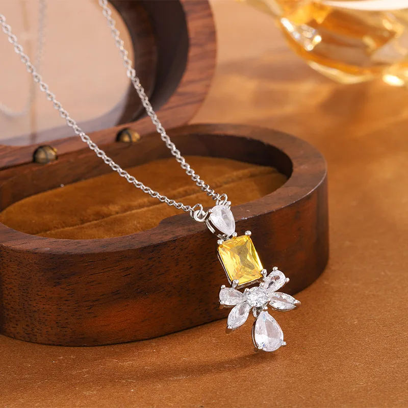 

High Quality Sweet Romantic Ladies Necklace Pink Yellow Bow 925 Silver Inlaid AAA Zircon Necklace Elegant Valentine's Day Gift