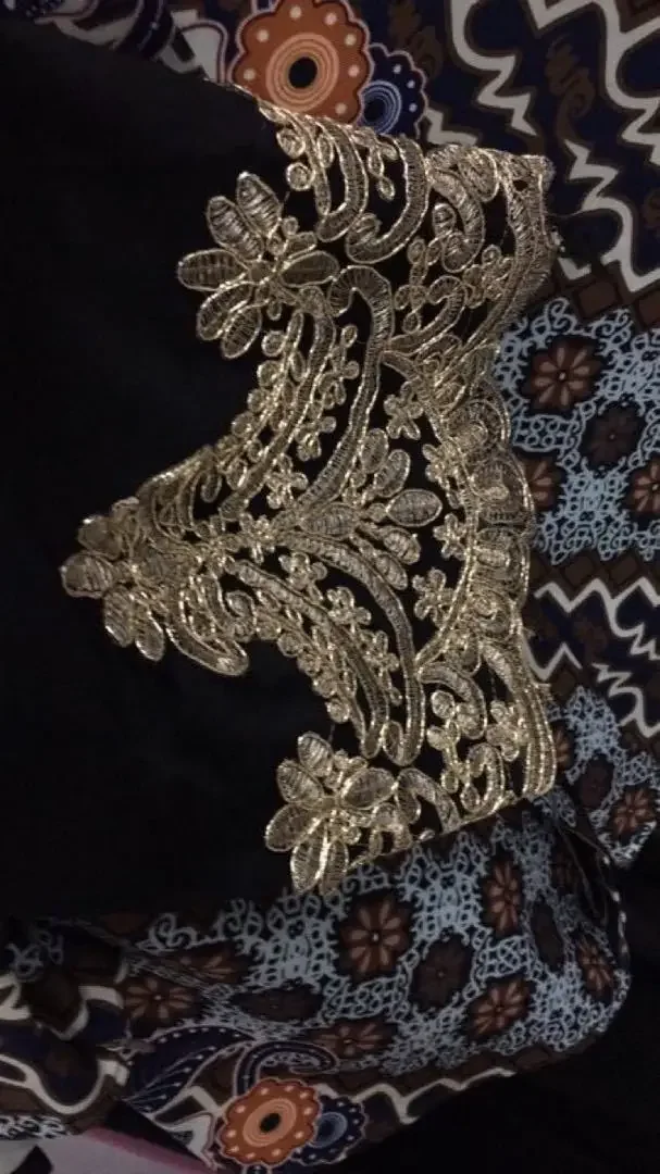 Delicate 1Yard Hot Sale Gold Embroidery Black Mesh Lace Trim Luxury Lace Fabric for Wedding Dresses Sewing DIY 20cm High Quality