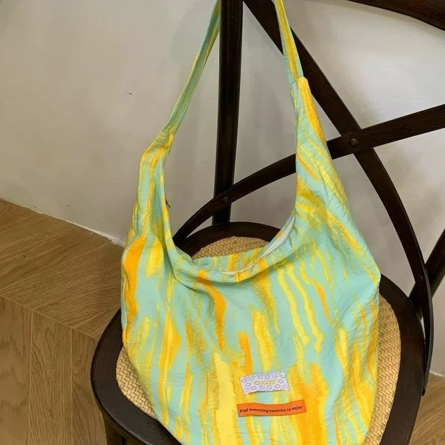 

Causal One Shoulder Crossbody Bag with Large Capacity