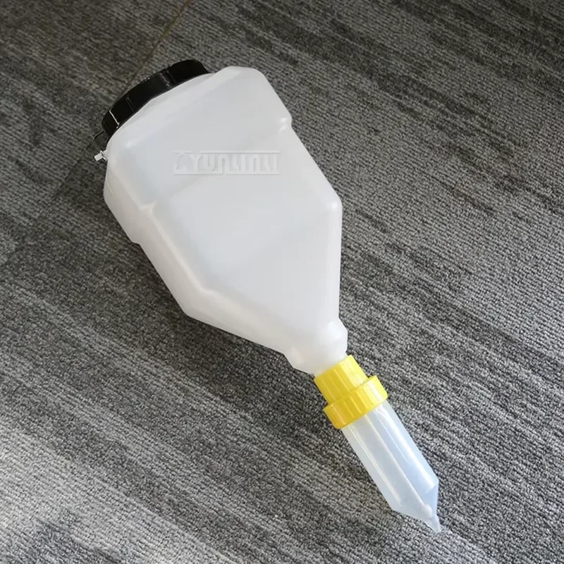5L Salad Dressing Extrusion Bottle Hanging Sauce Dispenser Large Diameter Sauce Squeeze Bottle