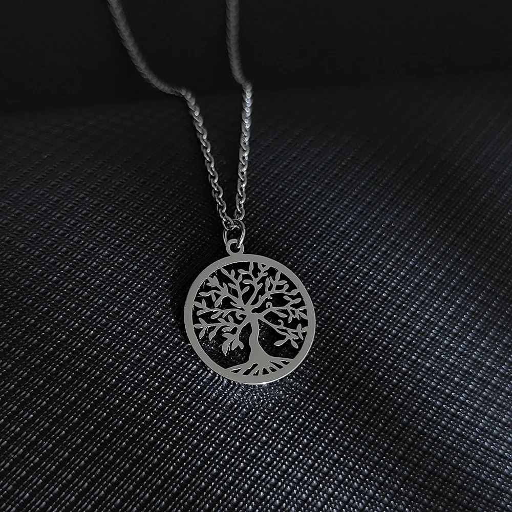 Tree of Life Necklaces for Women Stainless Steel Round Pendant Men Choker Personality Fashion Accessories Jewelry Christmas Gift