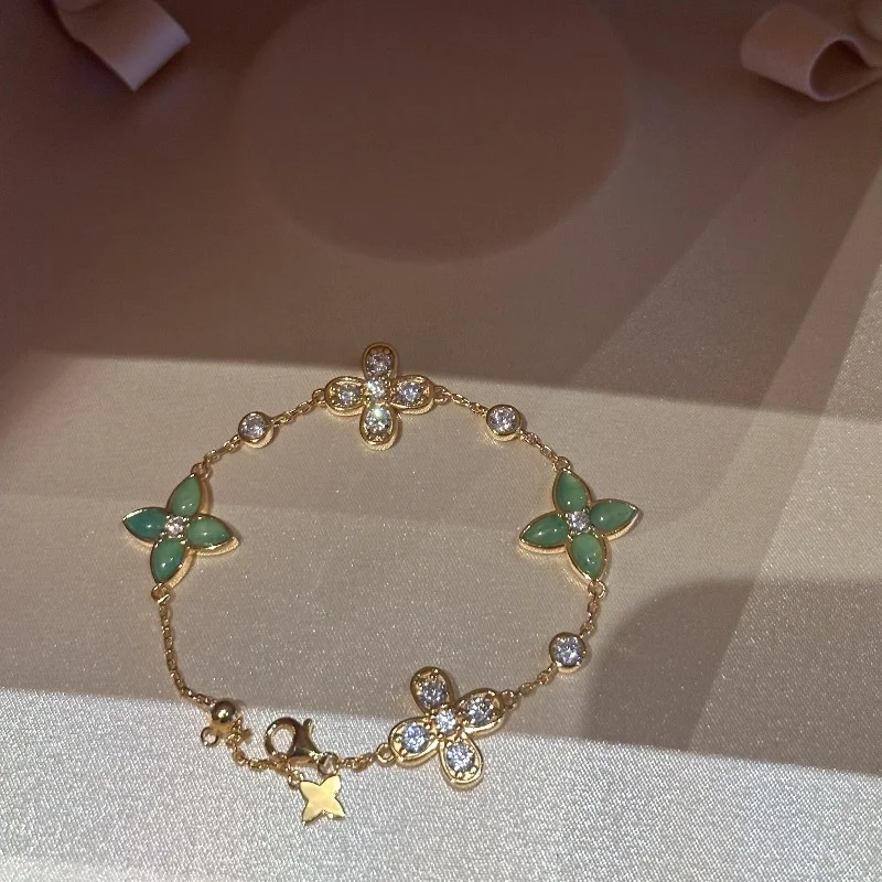 Classic Fashion Green Crystal Stone Flower Bracelet Women Personalized Stainless Steel Lucky Bracelet Jewelry Accessories Gift