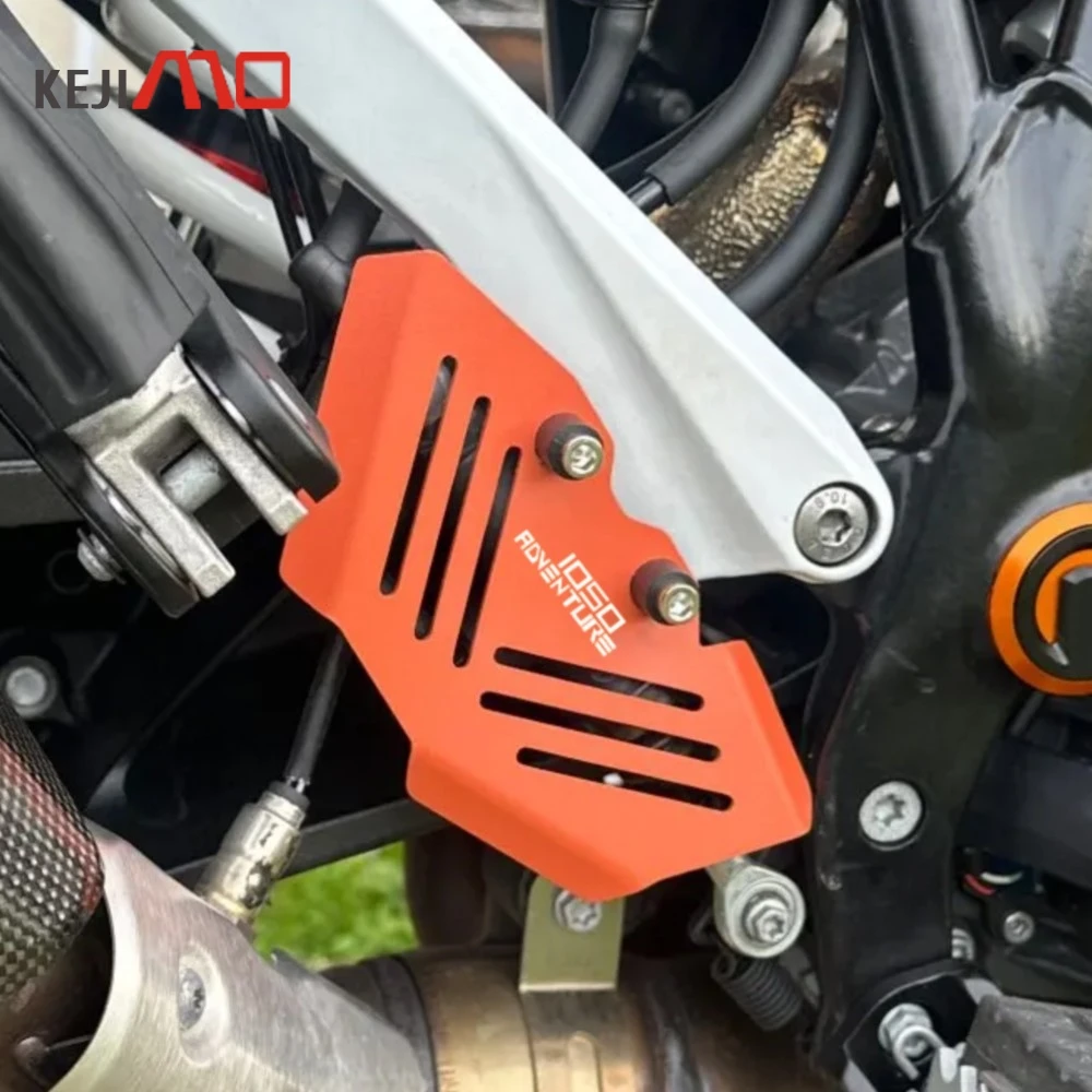 

For 1050/1190 Adventure 1090 Adventure R 1290 Super Adventure/R/S/T 2026 Motorcycle Rear Pedal Guard Heel Protective Cover Guard