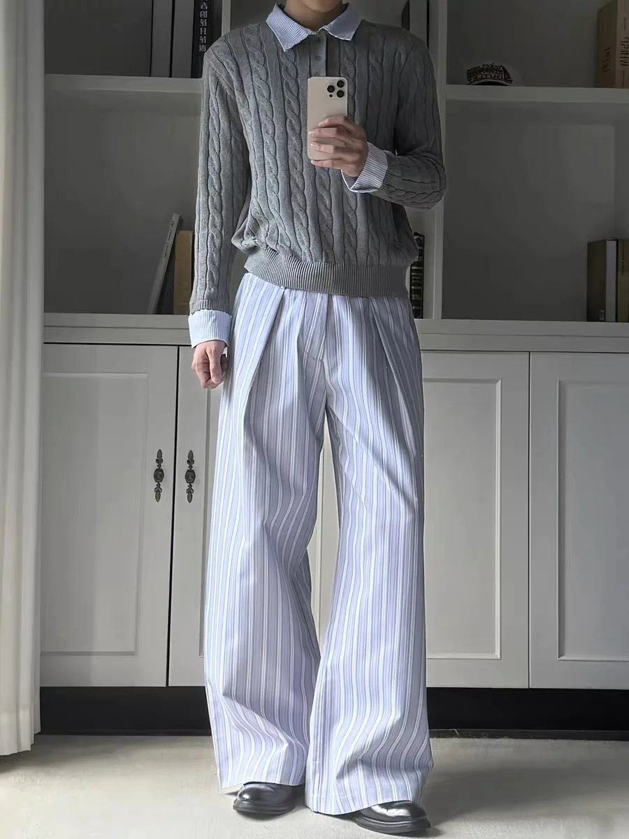 

Повседневные поездки светло-голубые полосатые плиссированные широкие брюки трапециевидной формы, мужские повседневные свободные брюки CleanFit, модные молодежные осенние брюки