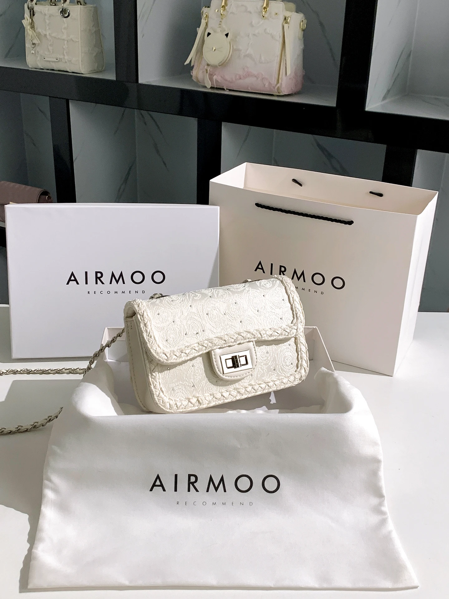 sac-a-bandouliere-elegant-brode-pour-femme-sac-de-luxe-a-chaine-sac-carre-tendance-et-a-la-mode-pour-femme