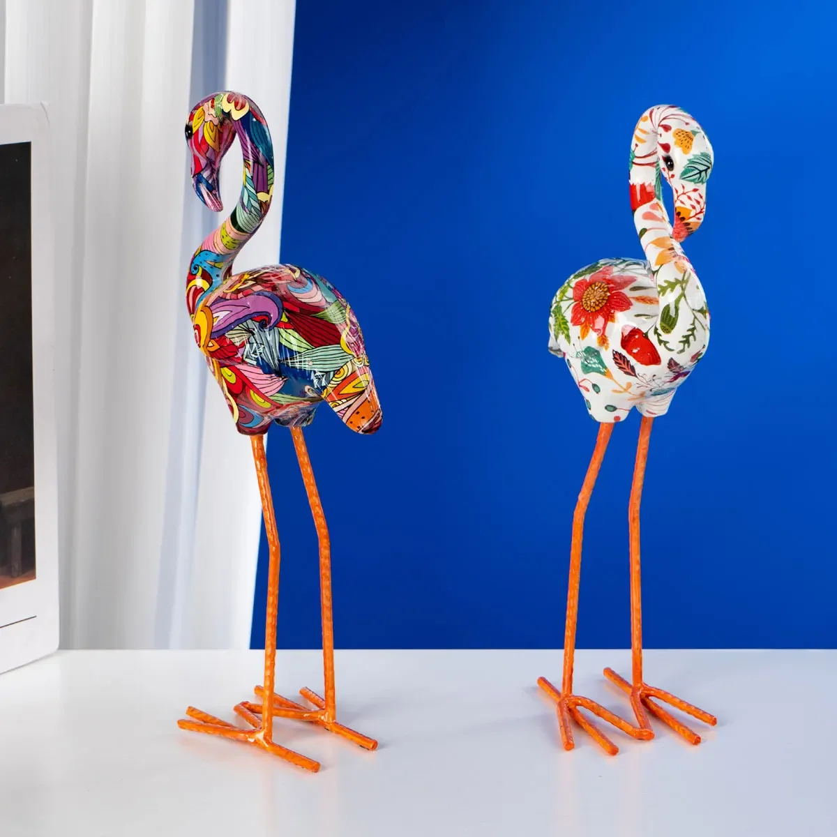 

Art Graffiti Creativity Modern Colorful French Flamingo Statue Wholesale Office Ornaments Printing Resin Dog Home Decor Crafts