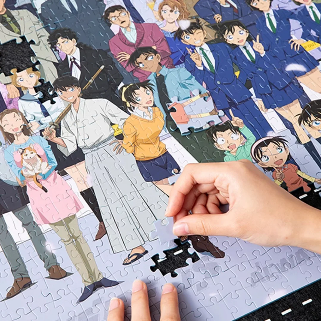 

MINISO Genuine Detective Conan Family Portrait Puzzle 1000 Pcs Healing Decompression Toys Home Educational Toys Decoration Gift