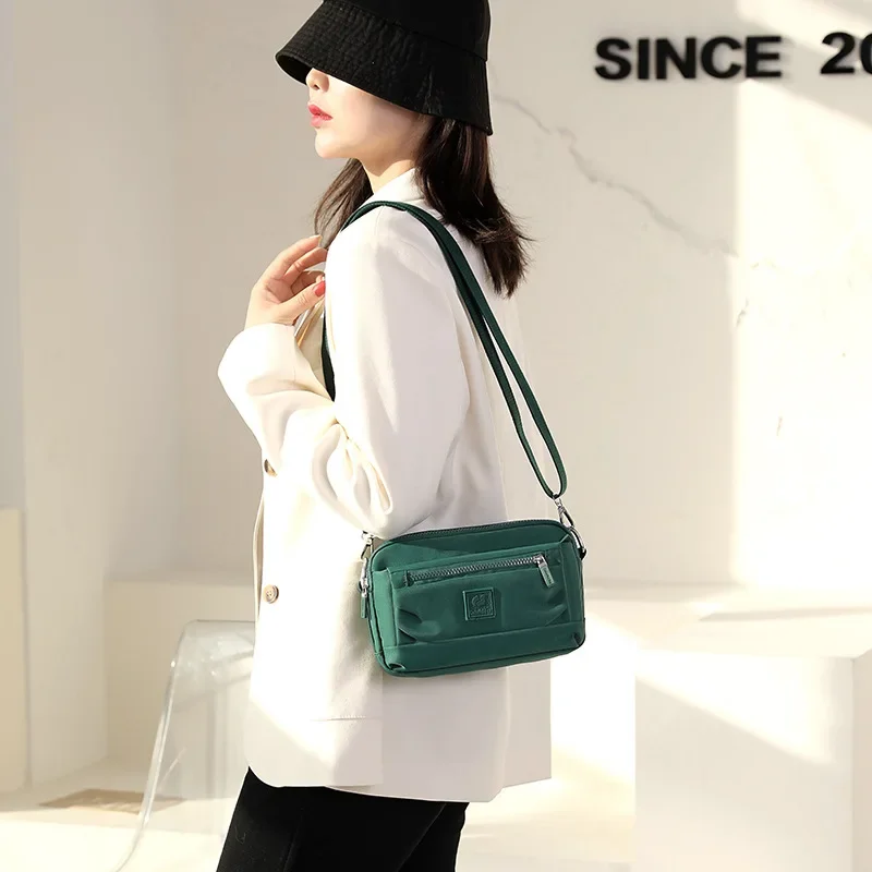 Fashion Trend Shoulder Bag Japanese Commuting Large Capacity Mobile Phone Bag Water Repellent Nylon Crossbody Bag