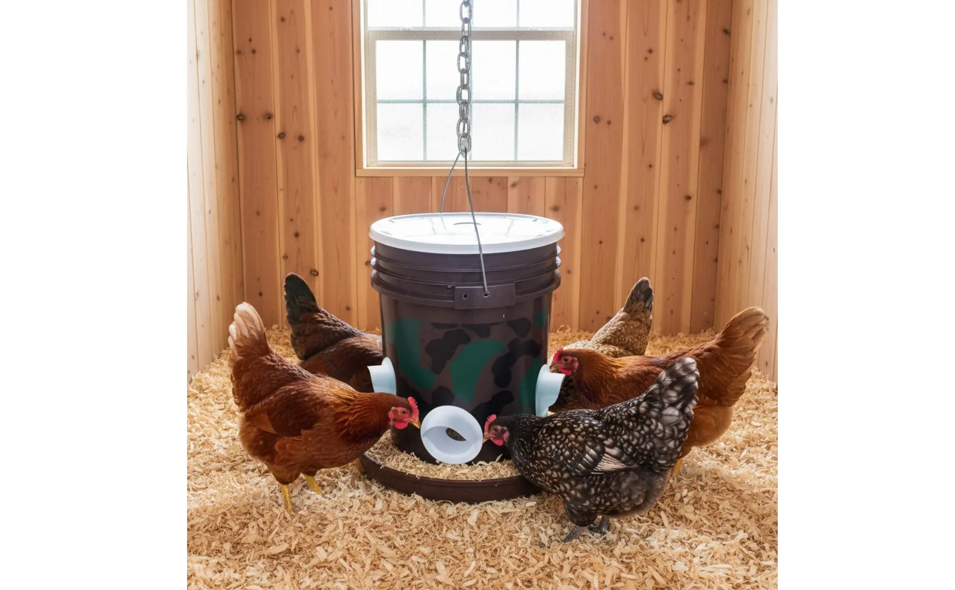 Weighted Poultry Feeder Waste Reducing Automatic Chicken Feeder Chicken Feed Trough No Clogging Livestock Feeding Equipment Weighted Poultry Feeder Waste Reducing Automatic Chicken Feeder Chicken Feed Trough No Clogging Livestock Feeding Equipment