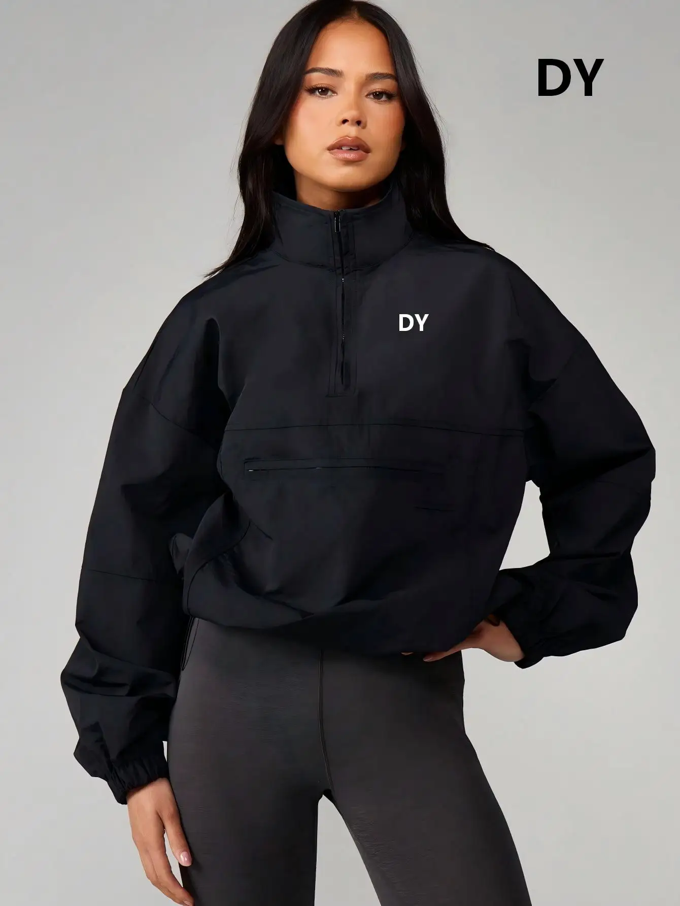 2026 Half-zip stand-up collar short style windproof all-weather jacket for women with loose pockets, sporty coat, fitness wear