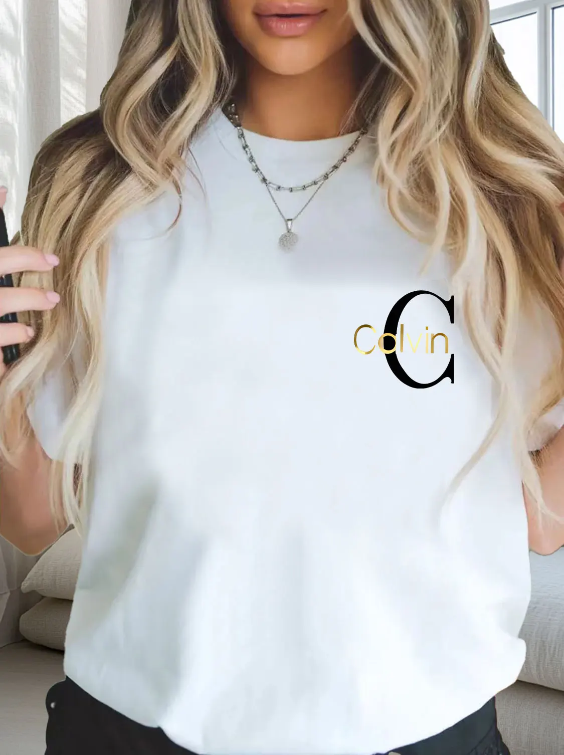 

Small mark pattern on the left chest plus size Ladies' casual short sleeved T-shirt white