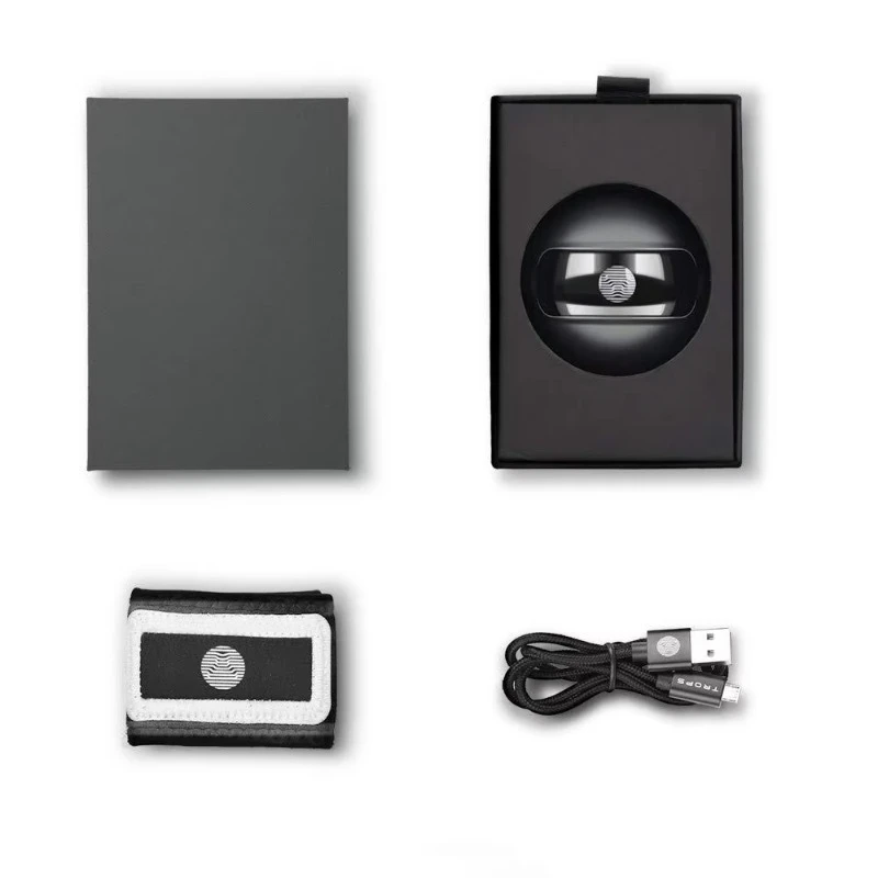 IP66 Waterproof Intelligent Football Trainer APP Controlled 15 Modes Football Movement Recognition Training Equipment