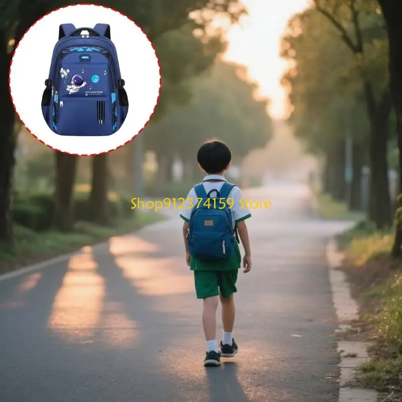 

G5AE Astronaut Themed Large Capacity Kids School Backpacks Practical Tear Resistant Oxford Fabric For Daily Study Essential