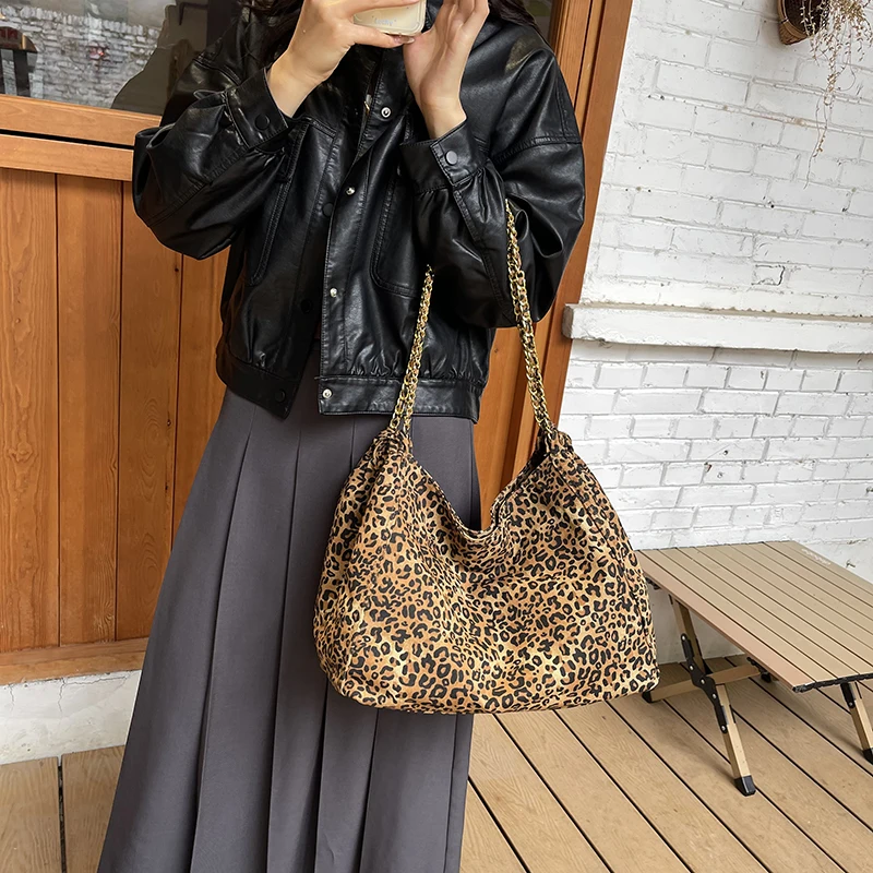 Leopard Prints Big Shoulder Bags For Women 2024 Luxury Designer Handbags Canvas Chain Crossbody Bag Large Capacity Shopper Totes