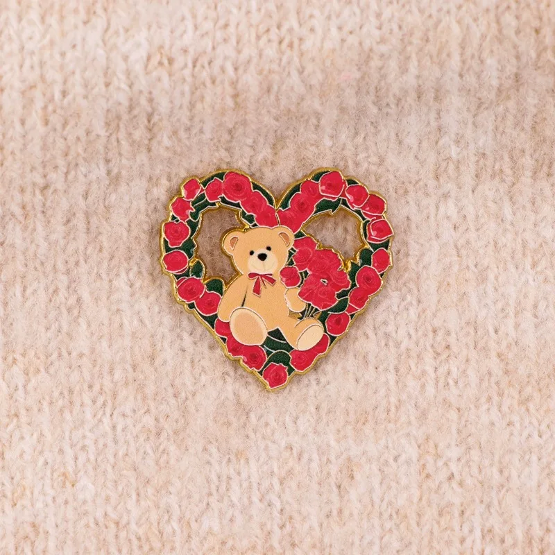 Cute Rose Bear Brooch Cartoon Bear Holding Red Roses Pin Valentine's Day Lapel Pin for Clothing Decor for Women Jewelry Gift