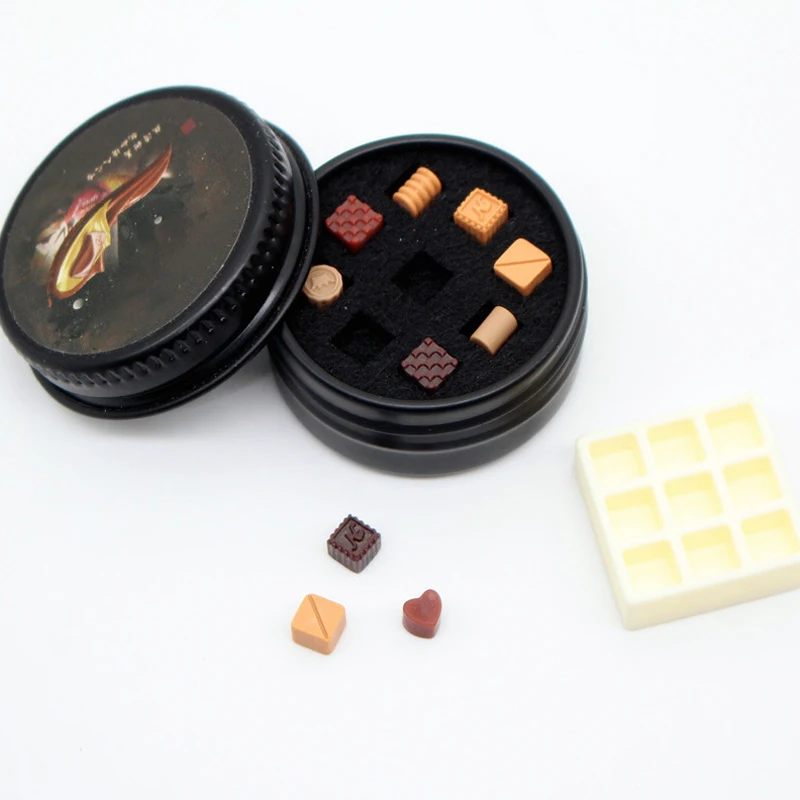1Box Dollhouse Cream Chocolates Black Can Gift Iron Box Set Miniature Simulation Food Toy Doll House DIY Decoration Accessories