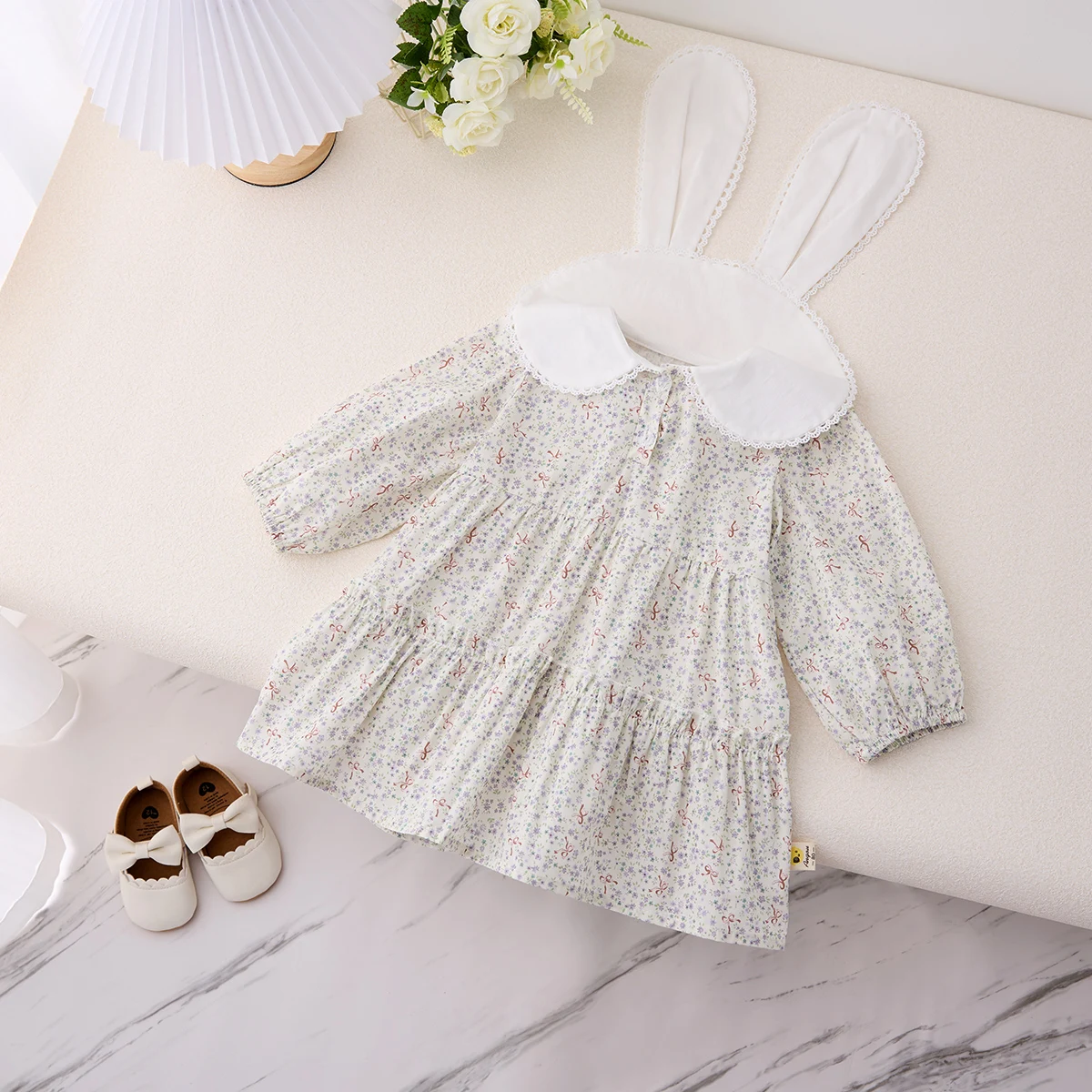 

Spring new children's dress girl fancy floral skirt Girl baby lapel rabbit ears princess dress girl dress