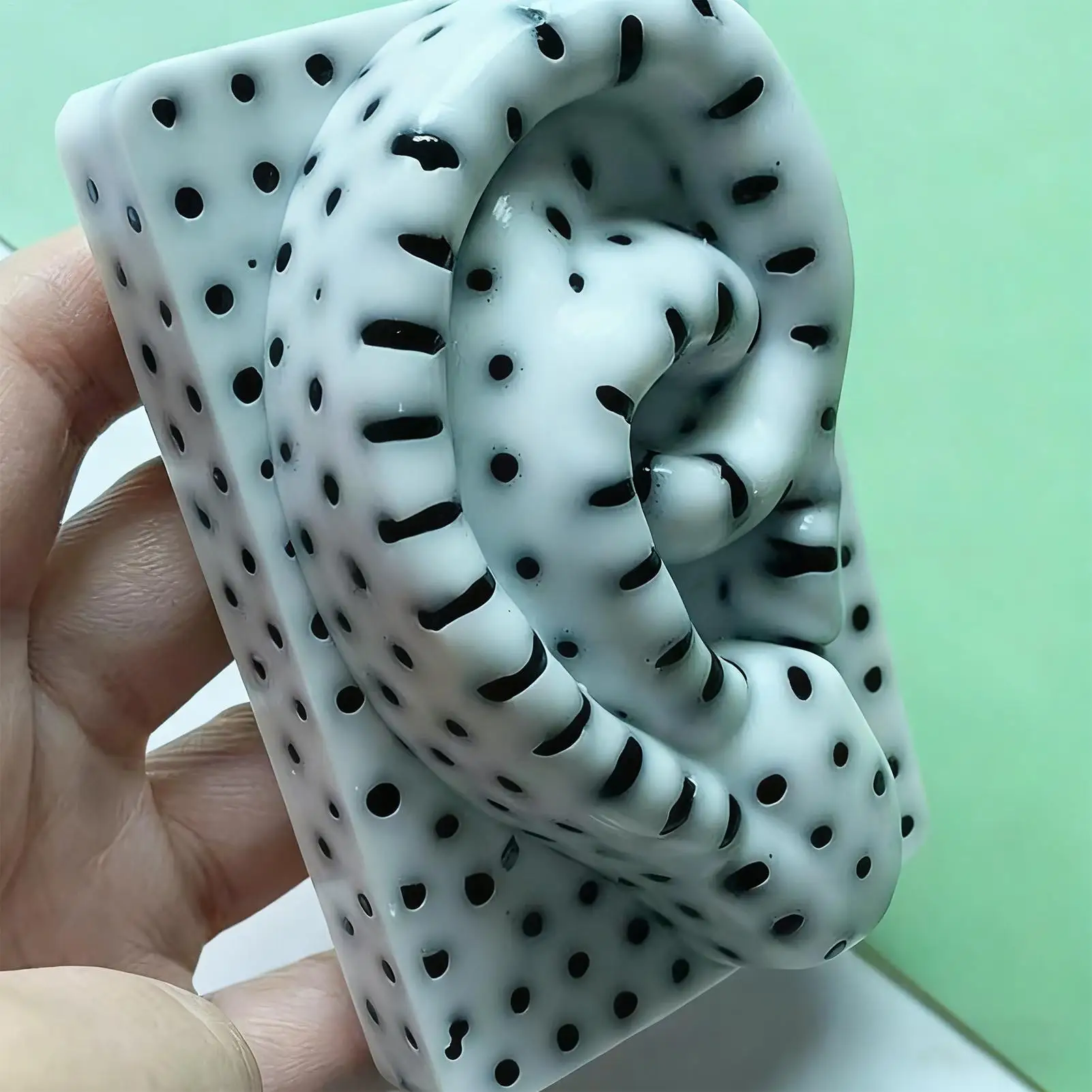 تململ الأذن سيليكون المحمولة للأطفال لعبة الضغط على شكل الأذن للأطفال الفتيات الطلاب الكبار الفصول الدراسية المنزل النوم التنقل السفر