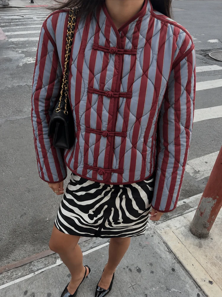 HH Women's Casual Autumn Winter Striped Quilted Cotton Jacket 2026 Fashion Stand Collar Chinese Knot Button Warm Padded Coat