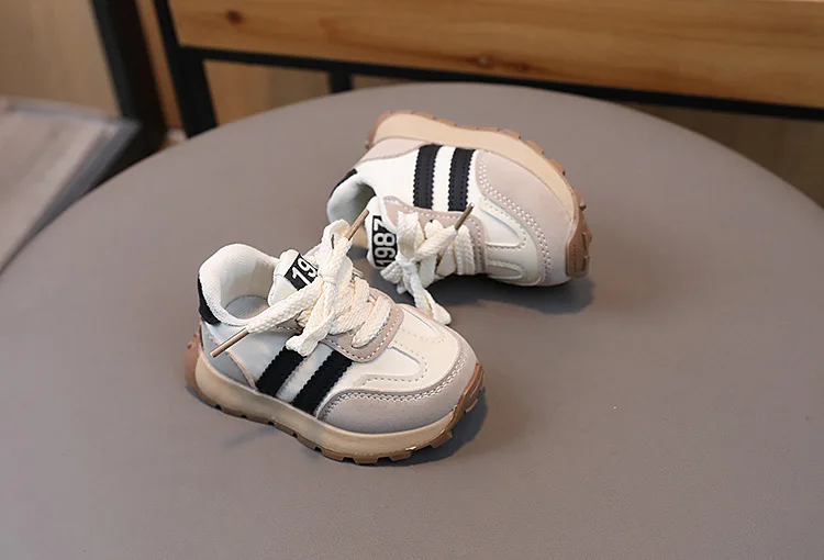 2024 Spring and Autumn New Sports Baby Baby Walking Shoes Breathable Small White Shoes for Men and Women