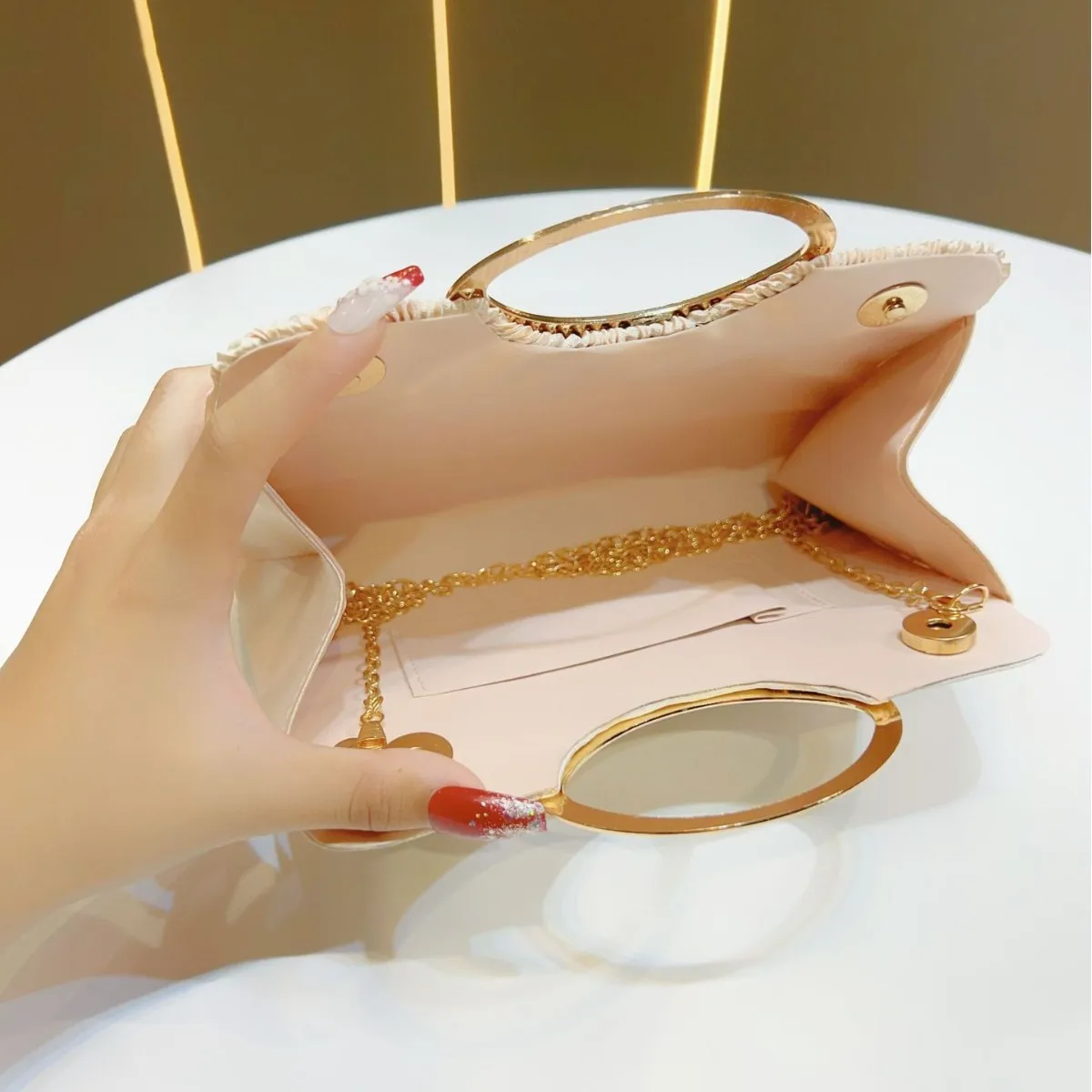 Luxury Pleated Evening Clutch Women’s Rhinestone Handbag Elegant Dinner Party Purse Crossbody Chain Shoulder Bag Banquet Tote
