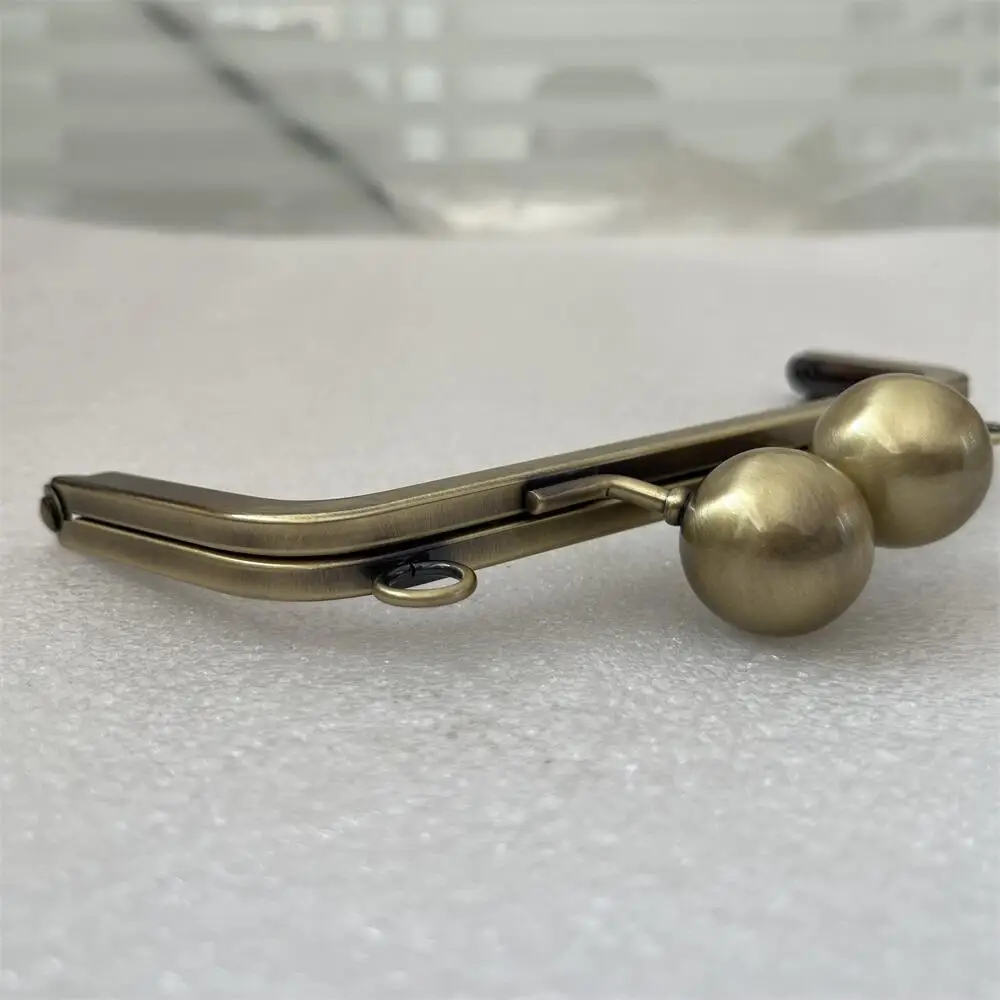 17,5 cm Big Ball Geldbörse Rahmen Ehe Lock Verschluss Mit Schrauben Handtasche Haken Runde Aufhänger Teile Handgemachte Tasche Hardware Zubehör – Detail 5