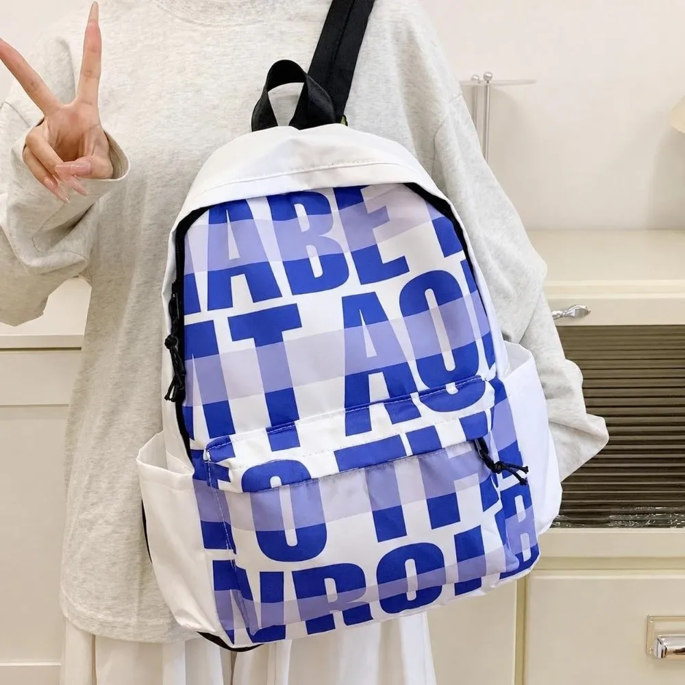 Spacious Capacity Travel Backpack Lightweight Multi-Pocket Women Backpack Comfortable Straps Durable Fashionable Backpack