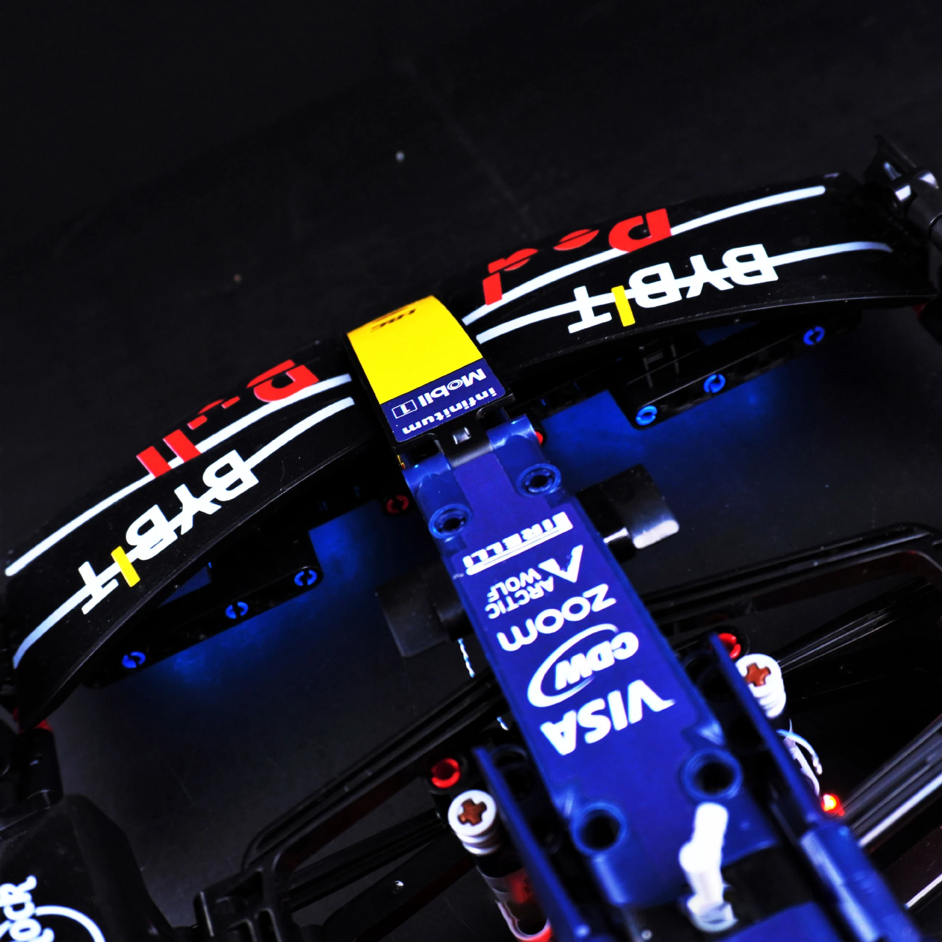 DIY LED 조명 키트 LW217C (F1 스타일 레드 레이싱카 SF-24용) 리모컨 조명 세트 (테크 시리즈 모델용, 브릭 없음)