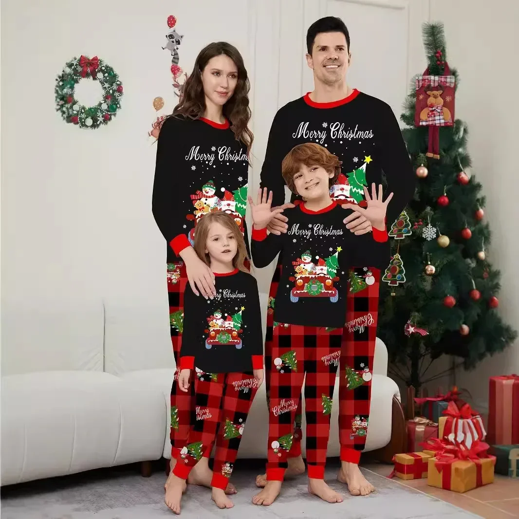 New Year's Costumes 2025 Cartoon Elk Print Christmas Parent-child Matching Pajamas Set Boys Girls Sleepwear Xmas Family Look Pjs