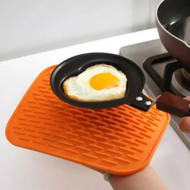 Multifiction Silicone Mat for Hot Pans, Durable and Flexible Hot Pads for Kitchen Counter, Heat Resistant Mat, 1Pc