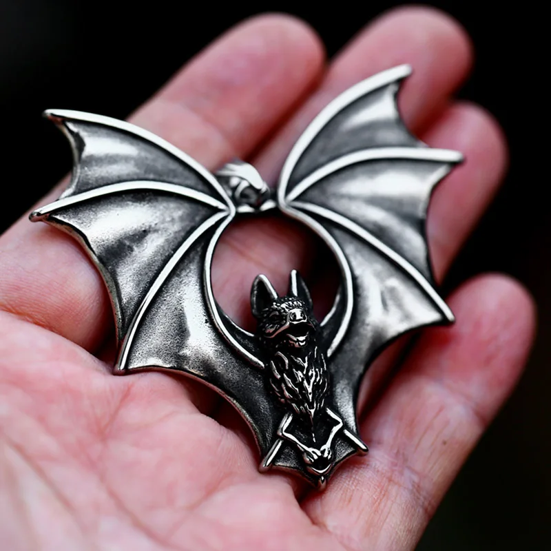 Beier Wholesale Stainless Steel Exquisite detail bat pendant predator necklace For Man Punk good detail Animal Jewelry BP8-1255