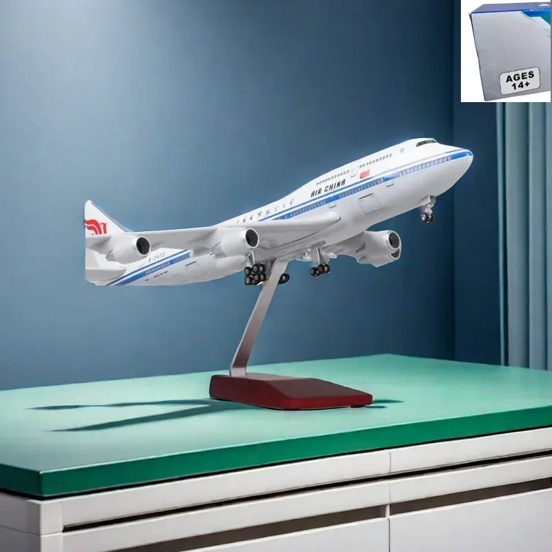 

1/150 Scale 47CM Airplane B747 Aircraft China Airline AIRwaysModel W Light and Wheel landing gears Diecast Plastic Resin Plane