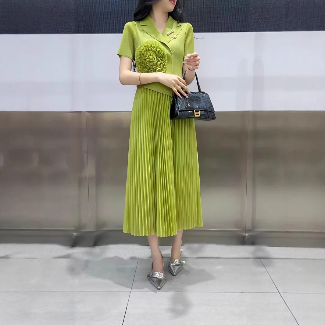 

Miyake Style Pleated Dress for Women 2025 New Solid Color Fake Two-piece Suit Collar Short Sleeve Loose Women's Pleated Skirt