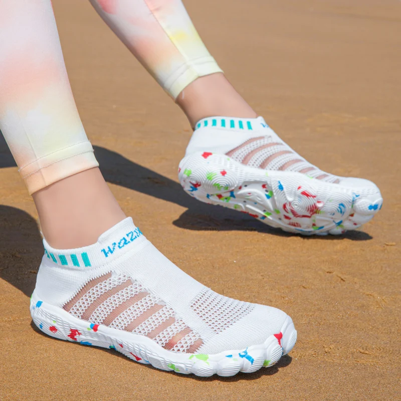 

2026 New Model Water Shoes Outdoor Five-Finger Beach Shoes Swimming Shoes Indoor Fitness Hiking Shoes