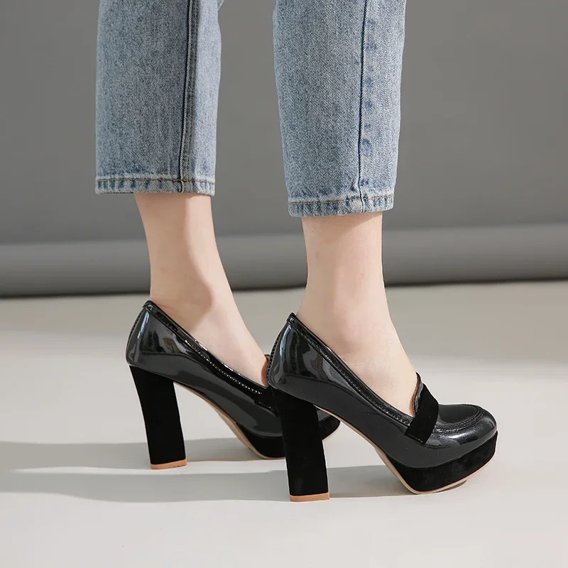 Big Size Red Silver Women Platform Pumps High Chunky Heel Party Office Lady Chain Patent Leather Round Toe Slip On Dress Loafers view 4