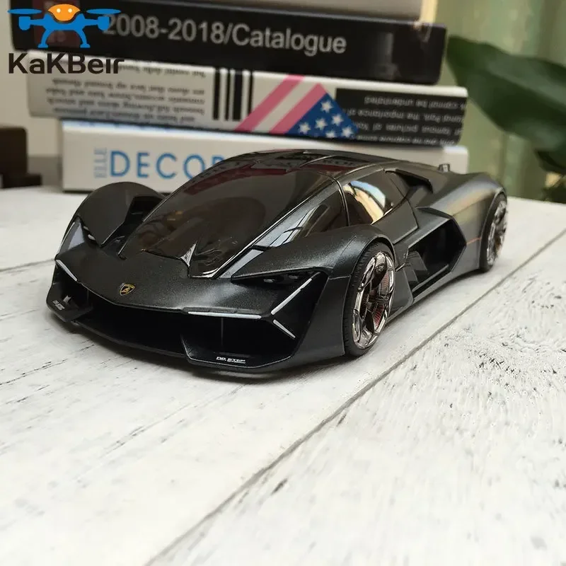 โมเดลรถอัลลอยด์สีดำ 1:24 รุ่น Terzo Millennio ของสะสมตกแต่งรถยนต์ ของเล่น ของขวัญ โมเดลหล่อขึ้นรูป