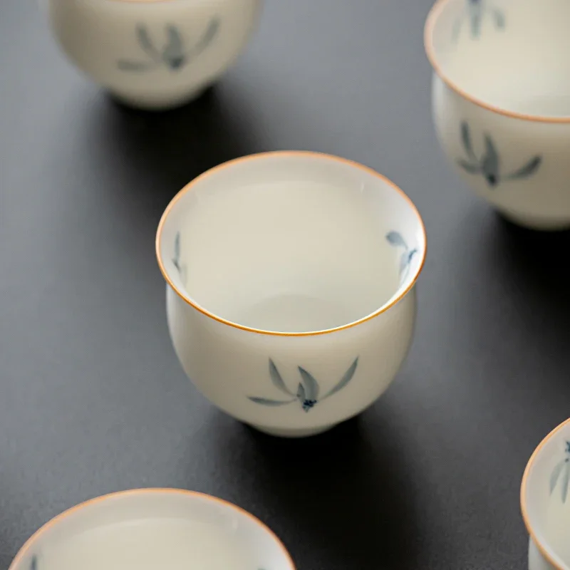 1 Pc Chinese Hand Painted Ceramic Tea Cup Handmade White Porcelain Tea Bowl Household Teaware Personal Meditation Teacup 40ml