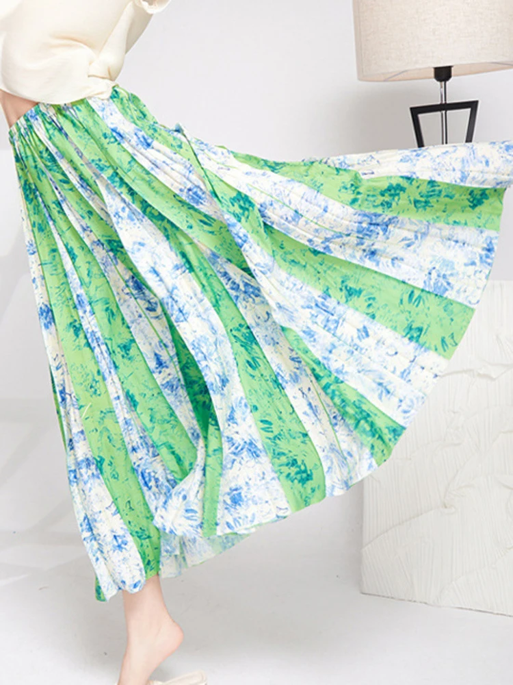 

2022 Summer Pleated Printing Skirts Women Elegant Temperament High Waist Knee-length Casual Fashion Trend