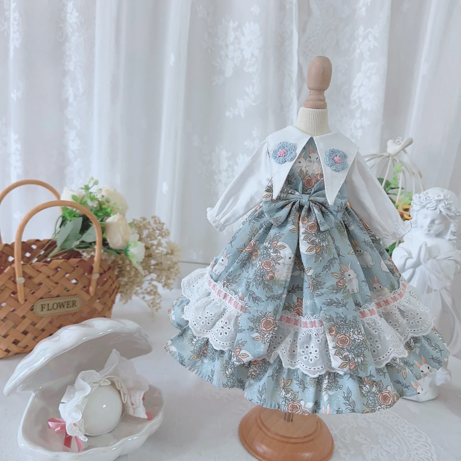 BJD Doll clothes Suitable for 1/3 1/4 1/6 size light blue long sleeved court style bow dress doll accessories