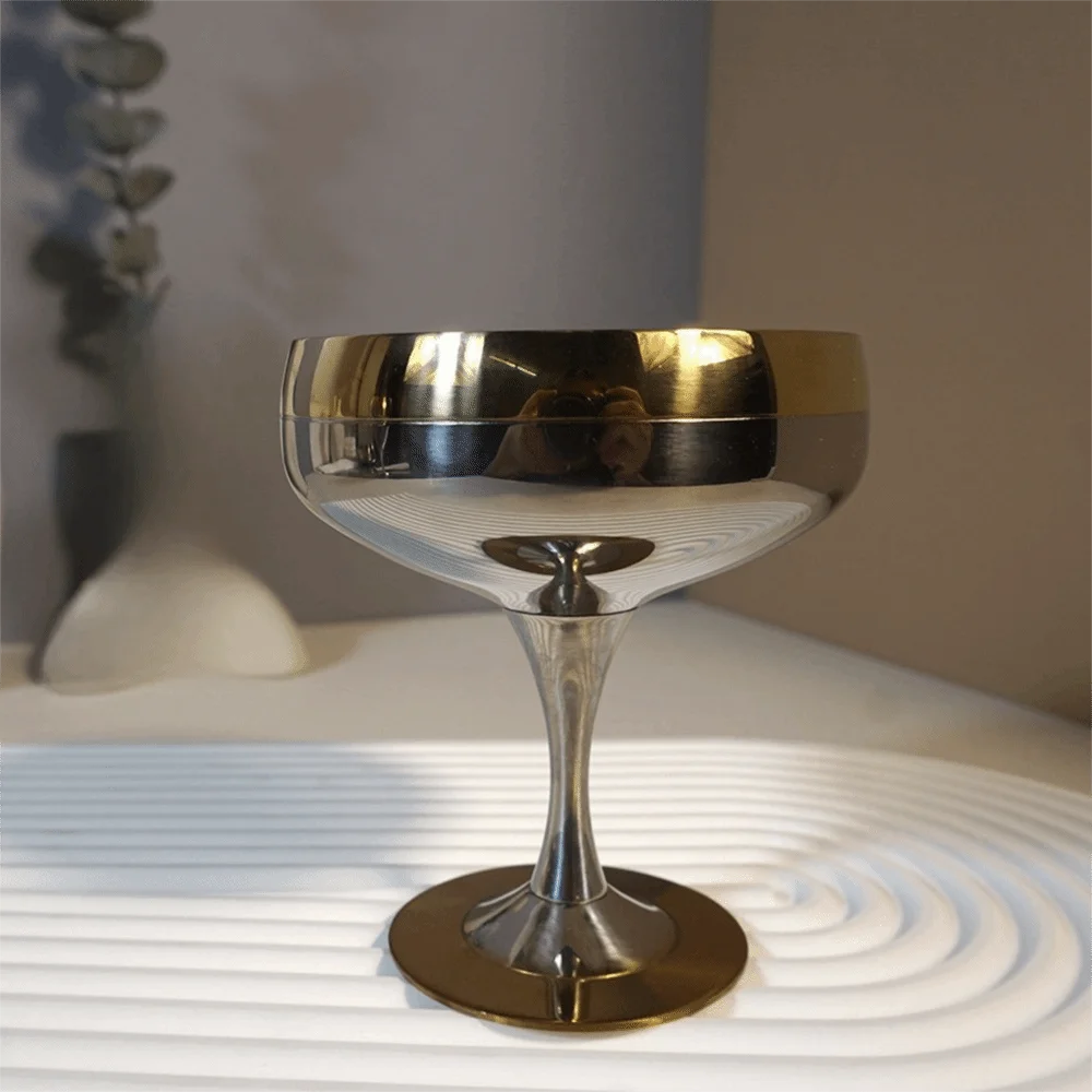 Elegant Rustless Steel Ice Cream Goblet Drop Resistant 200ml Ice Cream Bowl Gold Rim Stemmed Base Cocktail Goblet For Fruit