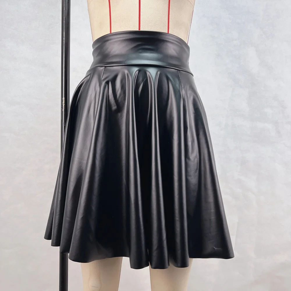 SKMY الملابس النسائية 2025 الخريف والشتاء جديد عالية الخصر كبير سوينغ بولي Leather الجلود ألف خط التنانير بلون مثير ملابس الحفلات