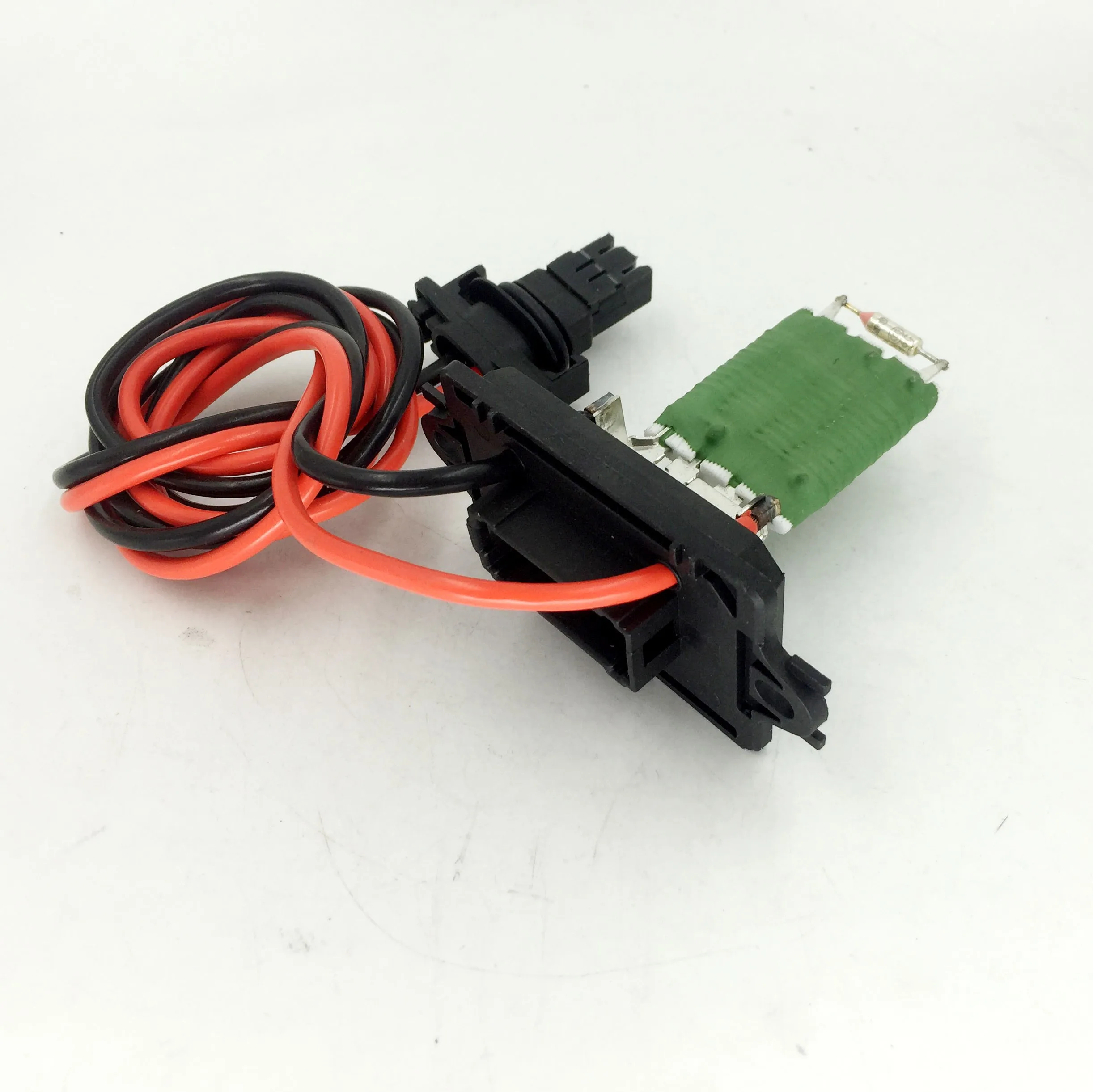 7701207876 Car Blower Motor Resistor 8200729298 509638 for Renault Megane Scenic-Grand MK II 2
