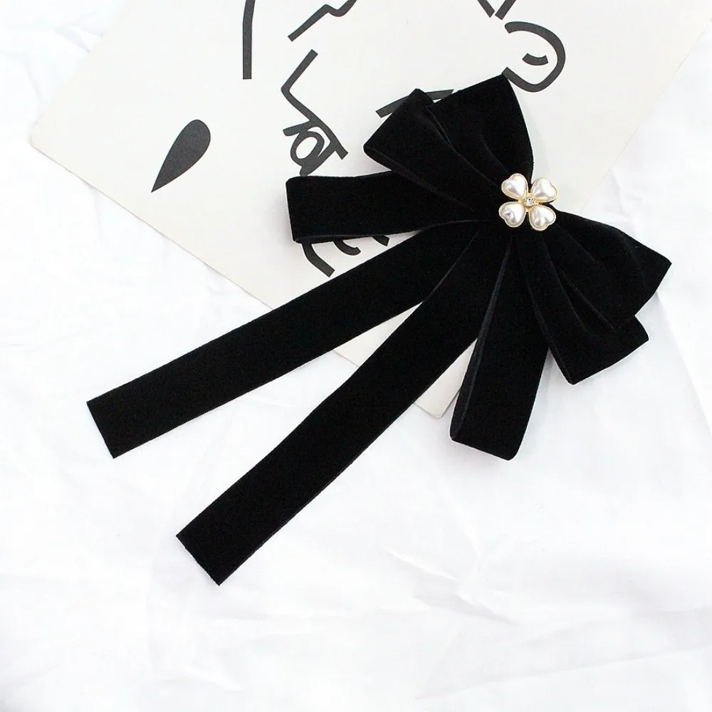 بسيطة المخملية الشريط الأسود دبوس الراين اللؤلؤ جنازة تذكارية دبوس دبوس الخرز الشريط شارة بروش فتاة