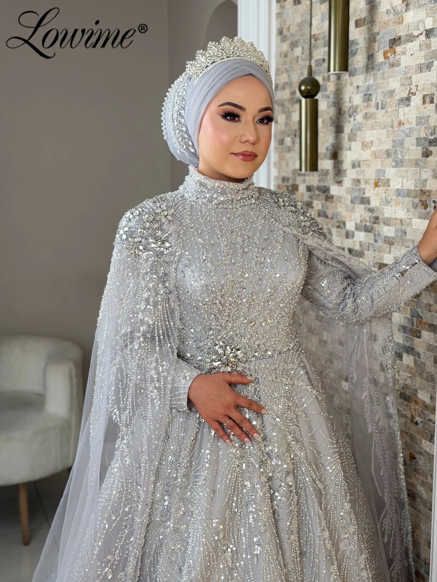 

2026 Customized Silver Party Dress Saudi Arabia Evening Dresses Long Cape Sleeves Beaded Sequins Dubai Engagement Party Gowns