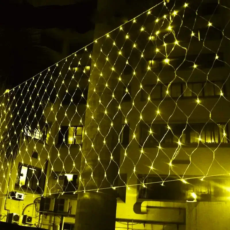 ルームデコレーションカーテンLEDネットメッシュフェアリーライトストリングEUプラグ220Vクリスマスウェディングガーランド寝室ガーデンウォール屋外用