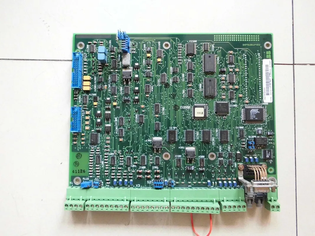 Circuit Board em boas condições, SDCS-CON-3A