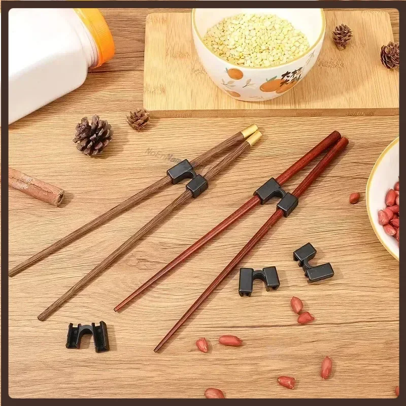 

5PCS Reusable Chopstick Helpers Training Chinese Chopsticks Trainer Holder for Adouts Beginner Trainers or Learner chopsticks