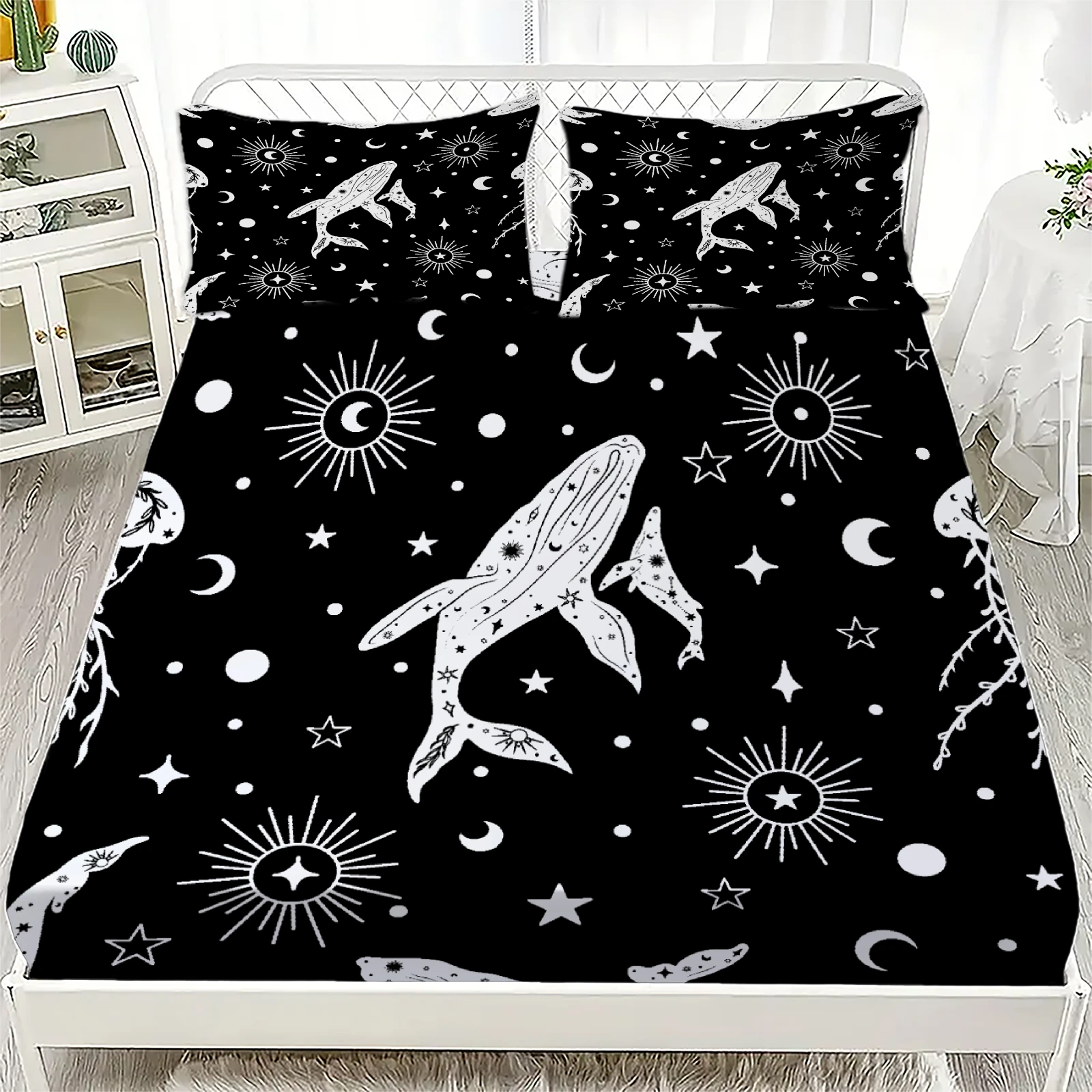 

Комплект из 3-х монохромных простыней в стиле линейного рисунка для подростков и взрослых: киты, звезды, луна, солнечные лучи, круги. Простыня с наволочками.